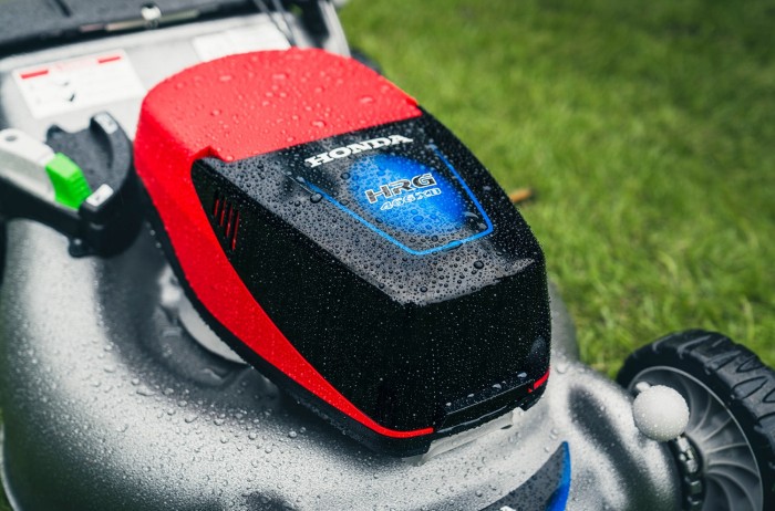 Weatherproof hrg466_mower_product_page_gallery_img4_1500x990-min