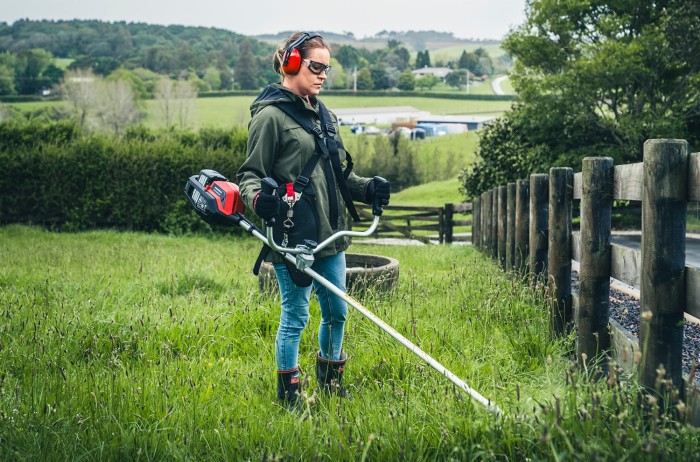 Commercial Quality hht36_brush_cutter_product_page_gallery_img3_1500x990-min